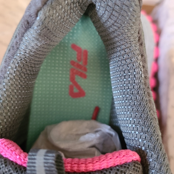 Women's Fila - Picture 5 of 6